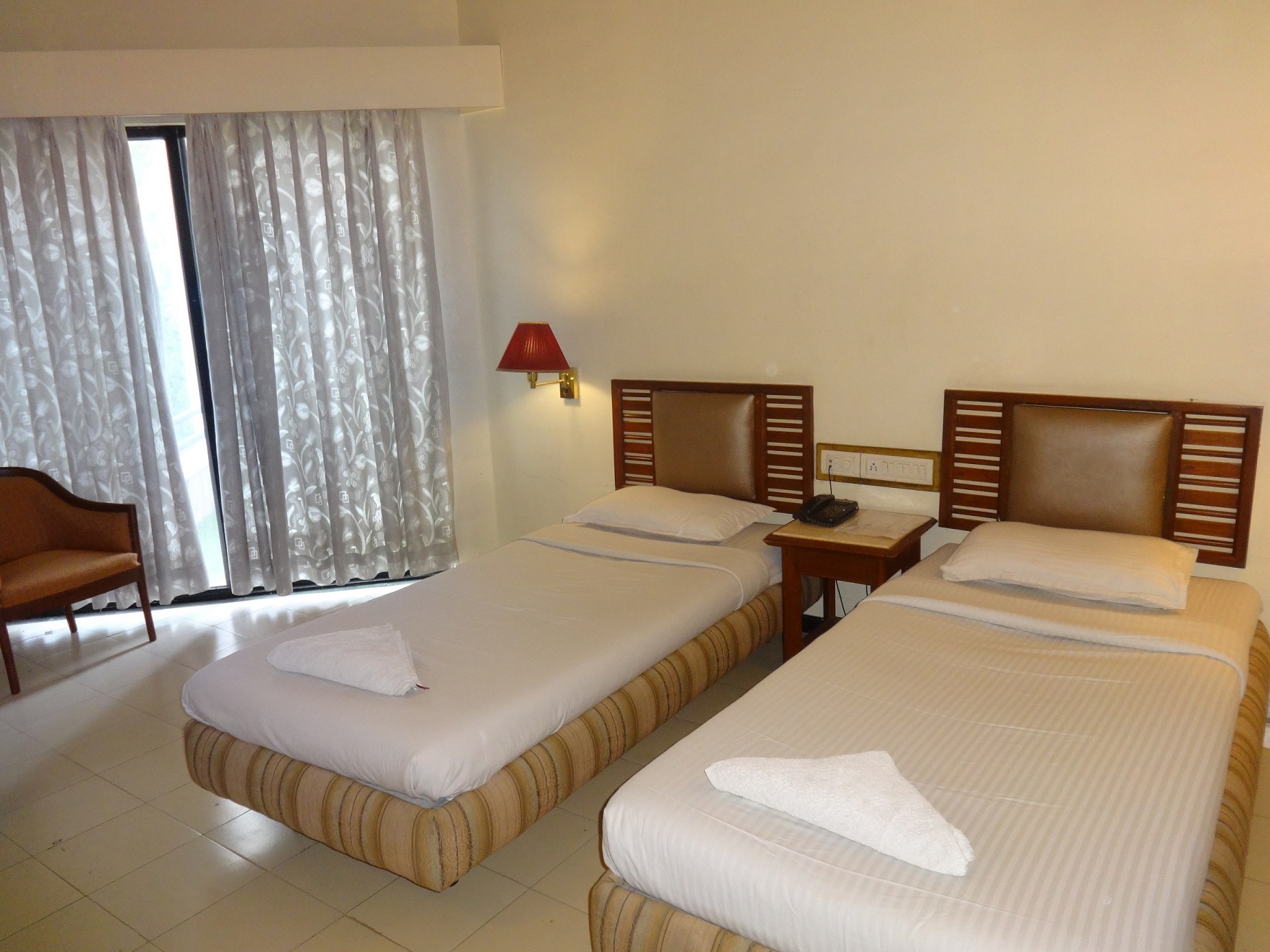 Hotel Maharaja Regency-Deluxe